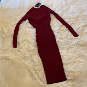 Burgundy Long Sleeve Open Back Dress